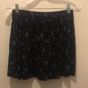 American Eagle Floral Skirt